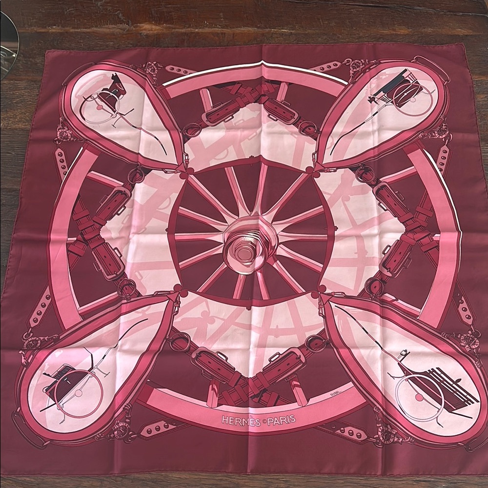 Hermès En Roue Libre Silk Scarf 90 x 90